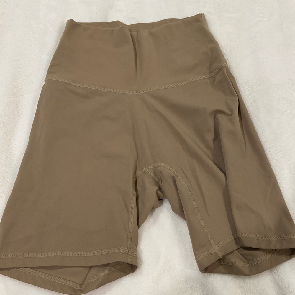 NVGTN biker shorts